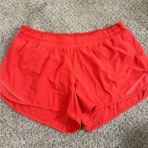 Lululemon Size 14 Hotty Hot HR Short 2.5” *Lined